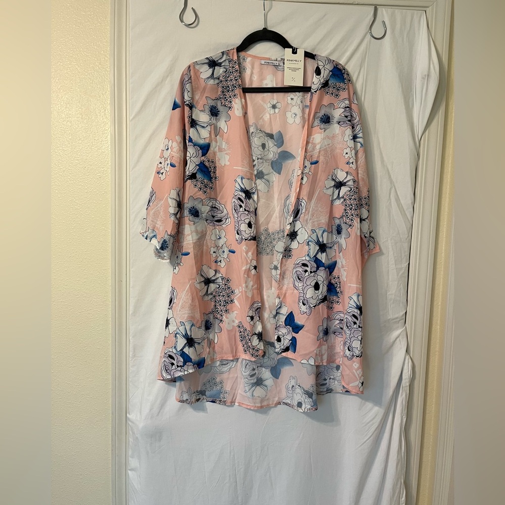 Pink Milly light kimono for warm evenings. Light pink.